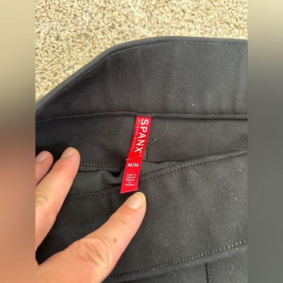 Spanx The Perfect Pant Ankle Back Pocket Size M Black Ponte Travel Skinny - Picture 8 of 11